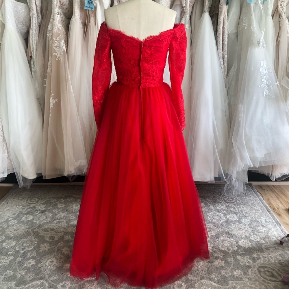 Red Off Shoulder Ball Gown Tulle Skirt, Lace Top - Picture 6 of 8